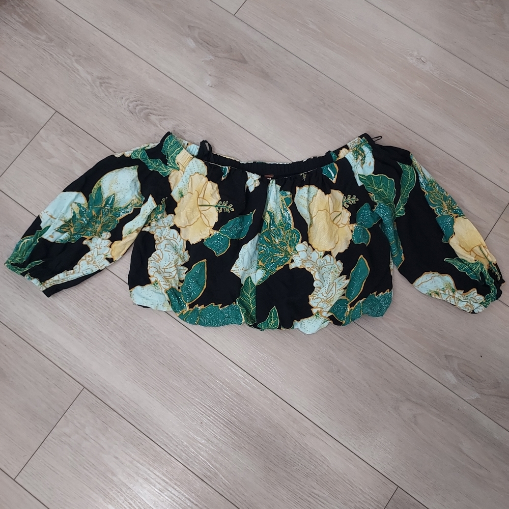 Free People, XS, off the shoulder floral top